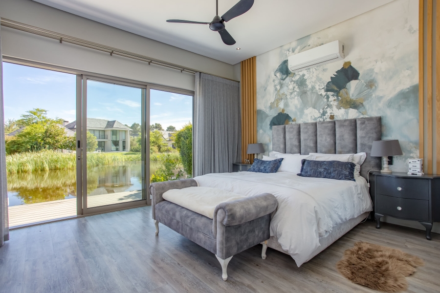 4 Bedroom Property for Sale in Pearl Valley at Val de Vie Western Cape